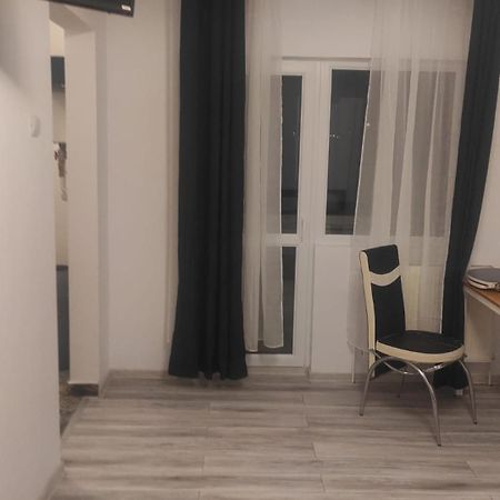 Garsoniera Turda Appartement Buitenkant foto
